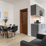 Homaris Boxi Studios
